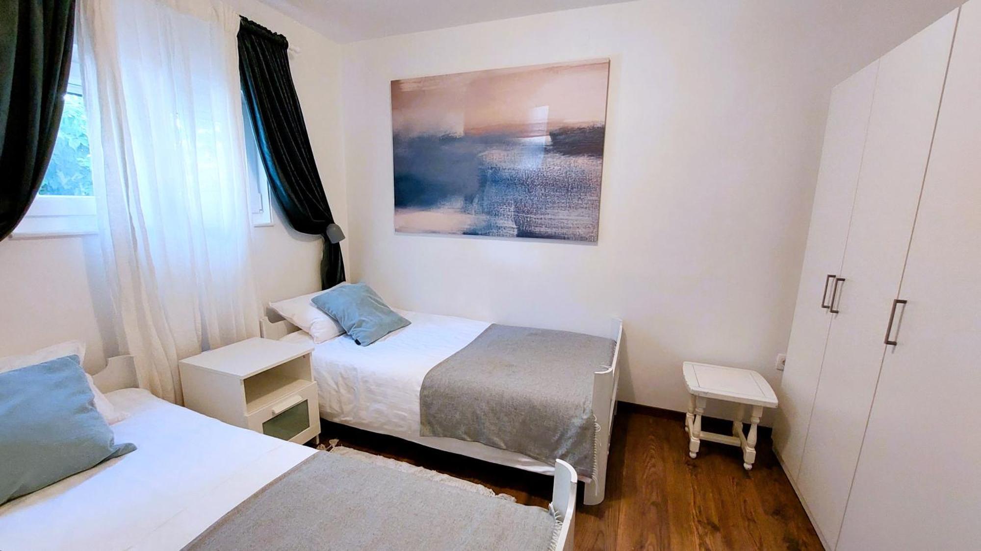 Holiday Home Zora - Family Vacation House Near Protected Area Of The Nature Park Kamenjak, With Green Yard, Wifi, Air-Con Premantura Kültér fotó